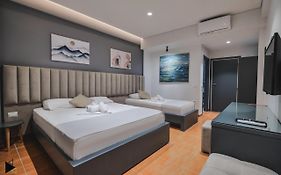 Hotel Alpha